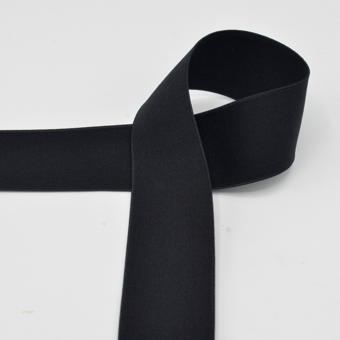 Prádlová guma černá 4cm (E) 1m/ks