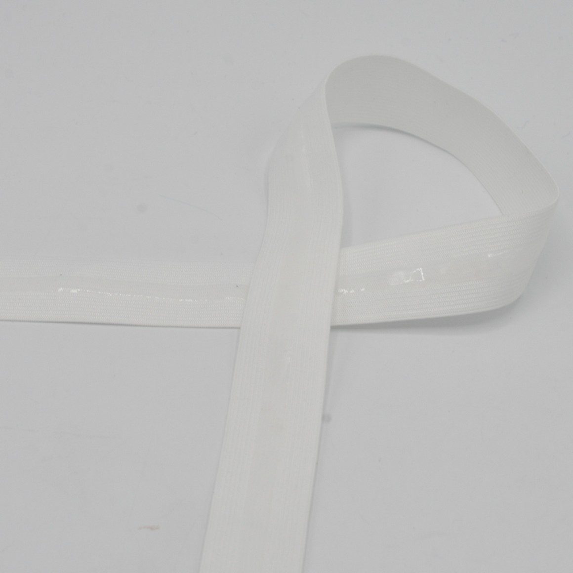 Pruženka hladká BÍLÁ ANTISLIP (E) 1,9m/ks