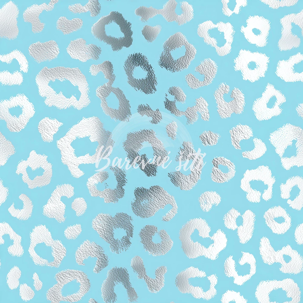 Úplet, Stříbrnotyrkysový leopard (E)