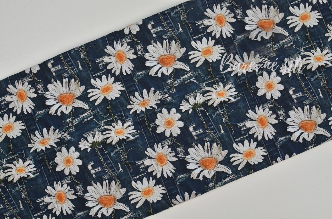 Úplet, Tmavý jeans a kopretiny (E)