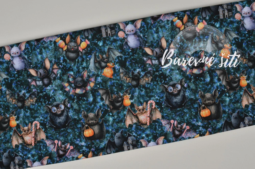Úplet, Halloweenští netopýrci (E)