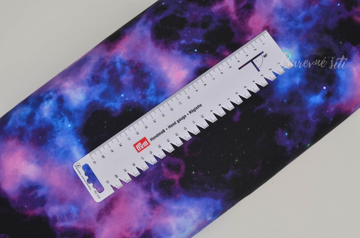 Úplet Fialovo černá galaxie (E)