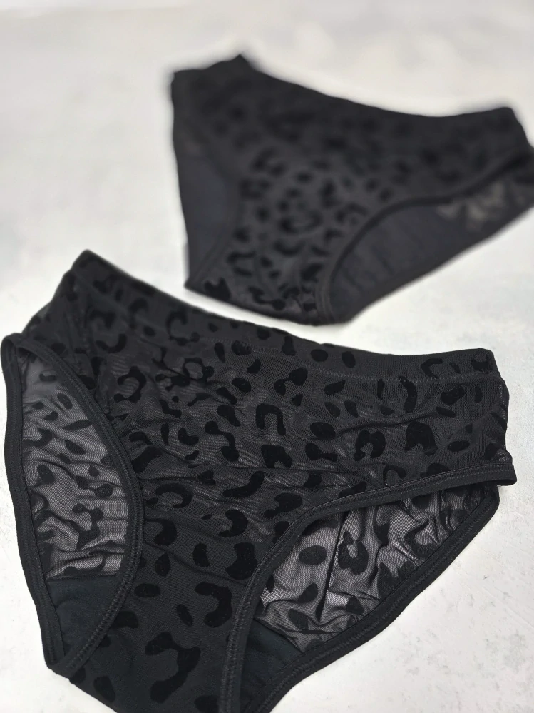 Absorpční materiál s PU zátěrem na menstruační kalhotky a vložky, černá (E)