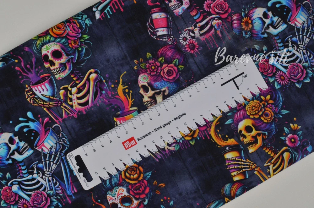 Teplákovina, Květinové lebkyně (E)