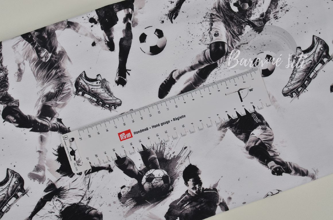 Úplet, Černobílý fotbal (E)