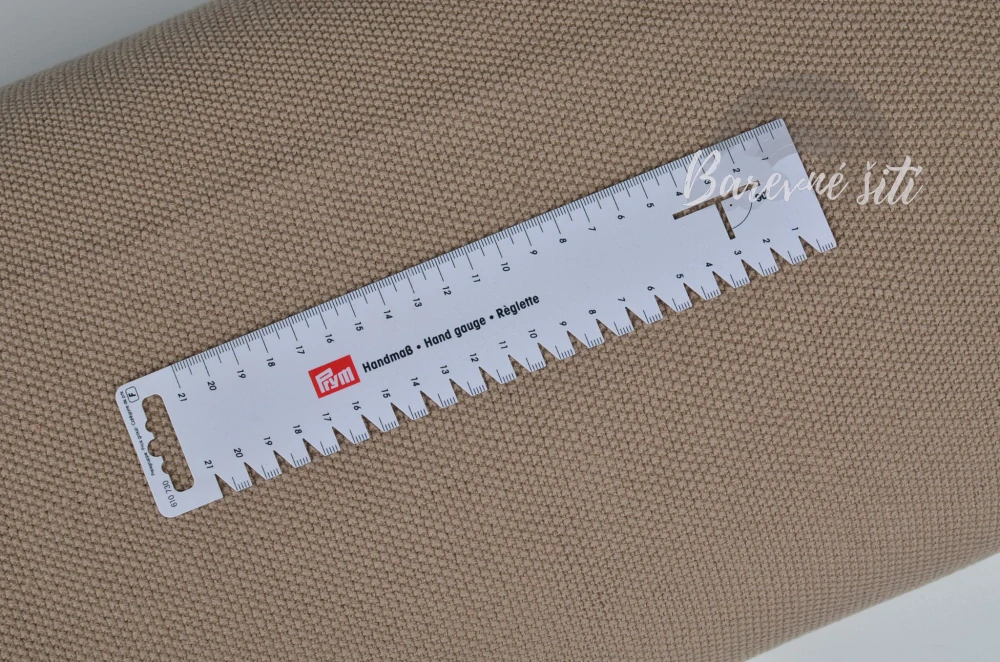 Pletená svetrovina 3D Béžová (E)