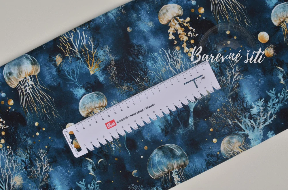 Teplákovina, Podmořské rostliny, medúzy (E)