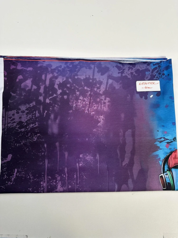 Úplet, Herní panáček, panel (E) II. jakost - nedotisk 10cm od vrchu