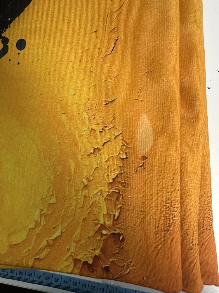 Úplet, Kůň ve žlutočerných vlnách, panel (E) II. jakost - fleky