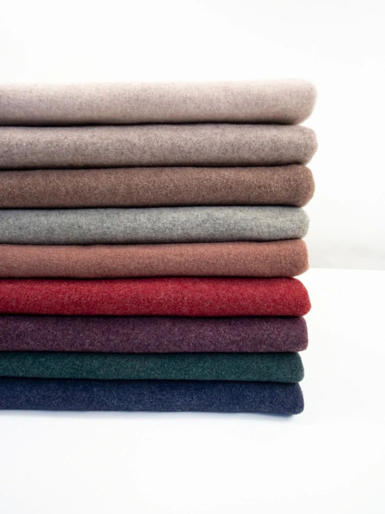 Merino Fleece Béžová Německo (E) 0,66m/ks