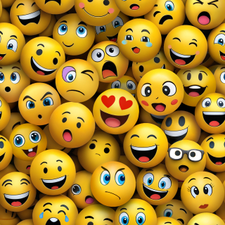 Teplákovina, Emotikony (E)